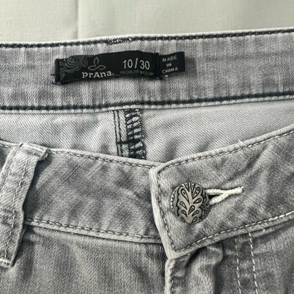 Prana Jeans Womens‎ 10/30 Gray Straight Regular Inseam Denim Pants - Picture 2 of 5